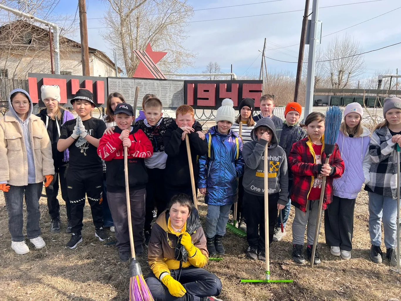 Субботник в МБОУ СОШ №6